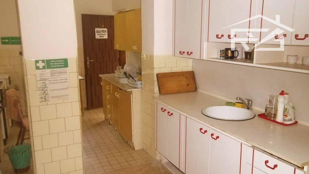 Predaj veľká rekreačná chata-Domaša, Valkov