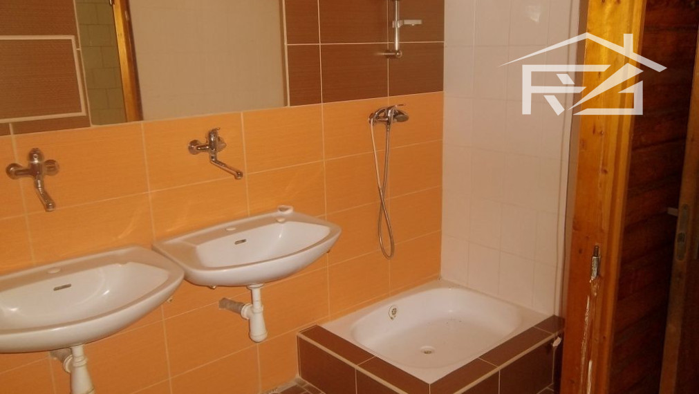 Predaj veľká rekreačná chata-Domaša, Valkov