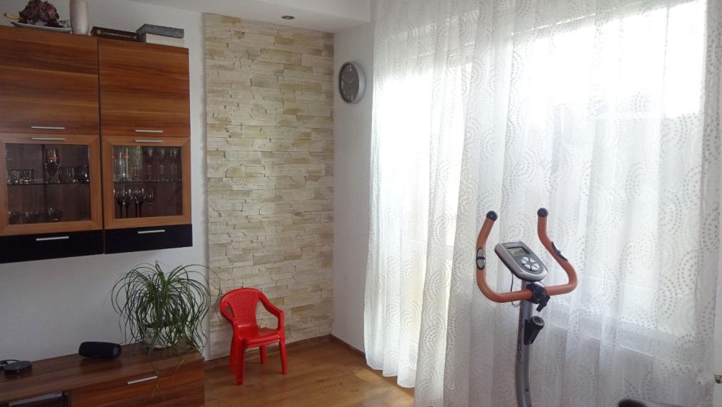 Predaj pekný 3-izbový zrekonštruovaný byt ML