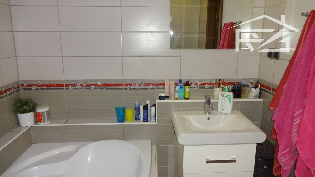 Predaj pekný 3-izbový zrekonštruovaný byt ML