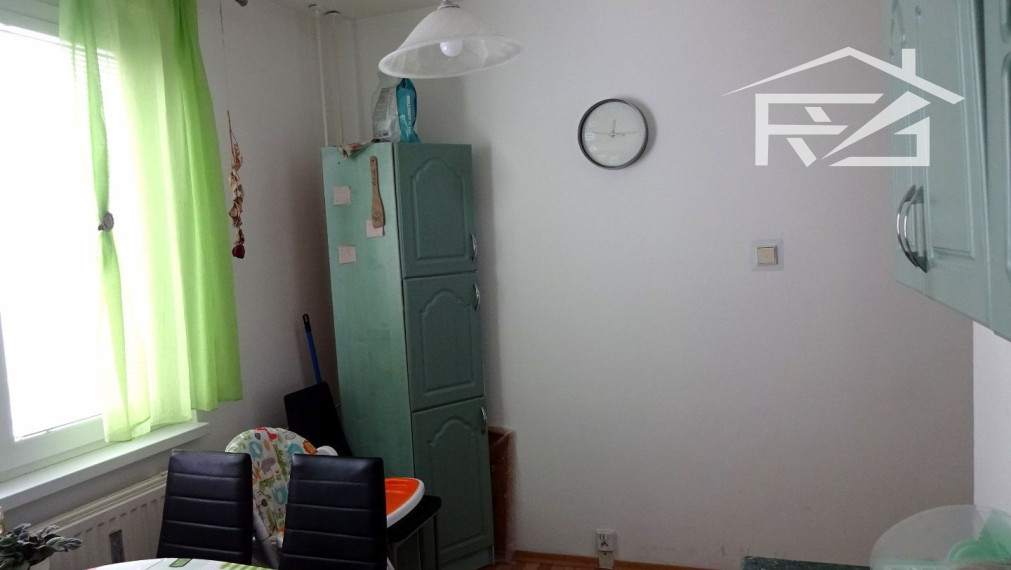 Predaj 3-izbový byt s balkónom - Giraltovce