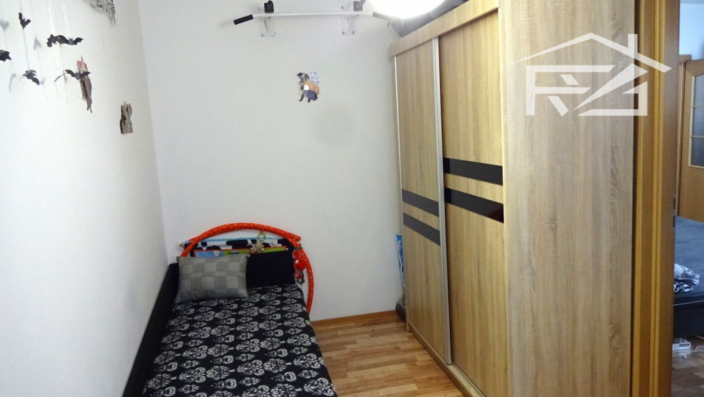 Predaj 3-izbový byt s balkónom - Giraltovce