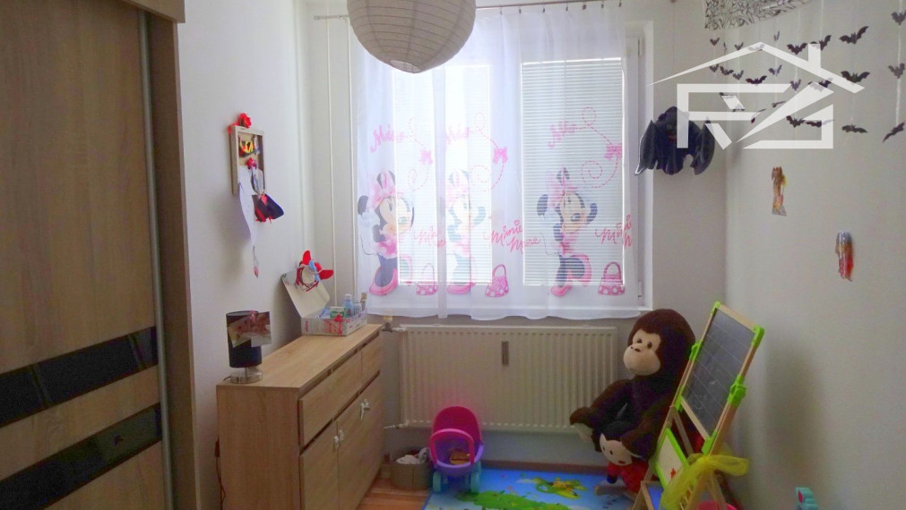 Predaj 3-izbový byt s balkónom - Giraltovce