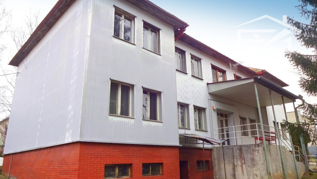 Predaj obytné priestory - obec Okrúhle