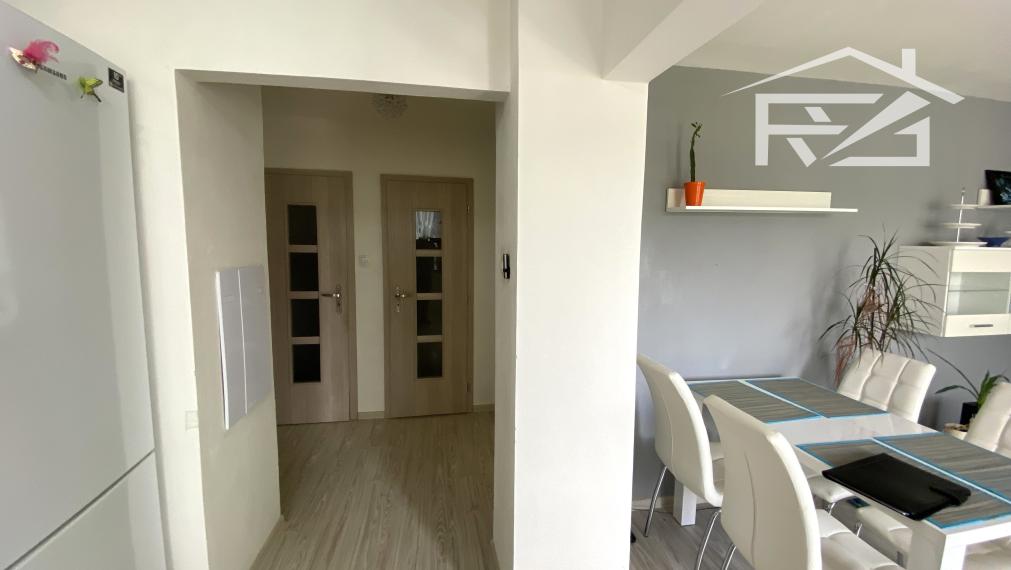 Predaj priestranný 4-izbový byt + balkón ML