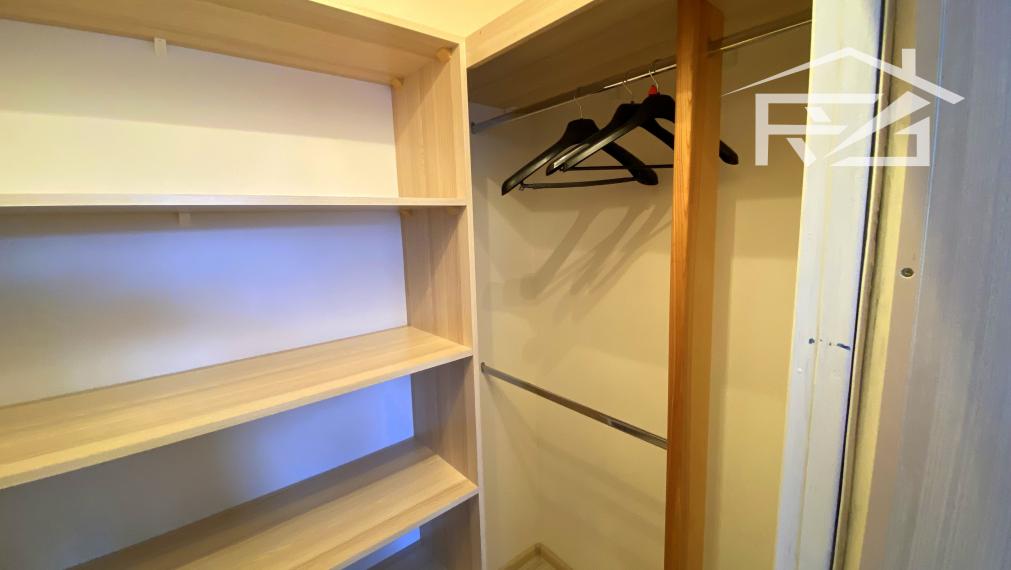 Predaj priestranný 4-izbový byt + balkón ML