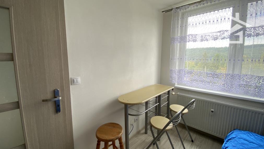 Predaj priestranný 4-izbový byt + balkón ML