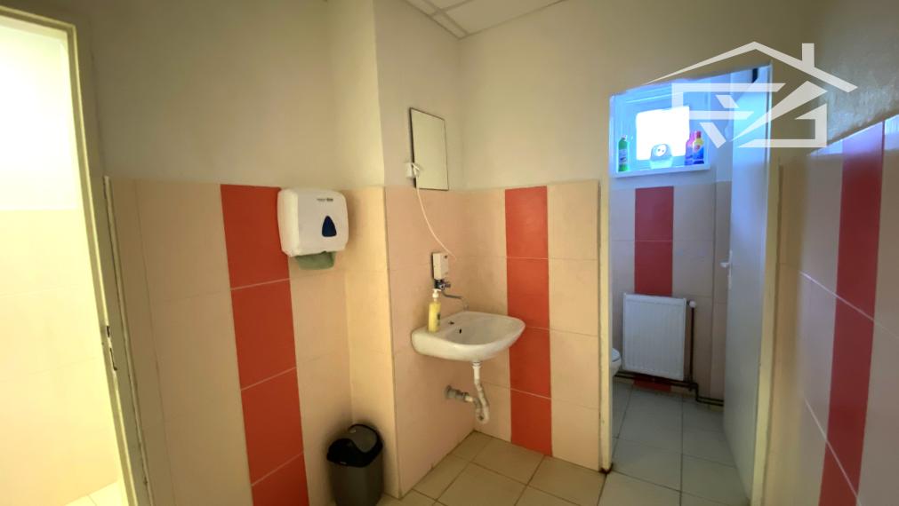 Predaj polyfunkčnej budovy v centre obce Čabalovce