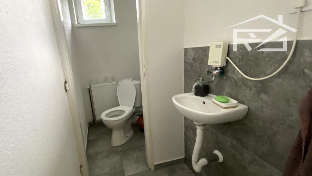 Predaj polyfunkčnej budovy v centre obce Čabalovce