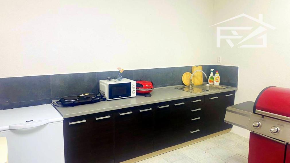 Predaj polyfunkčnej budovy v centre obce Čabalovce