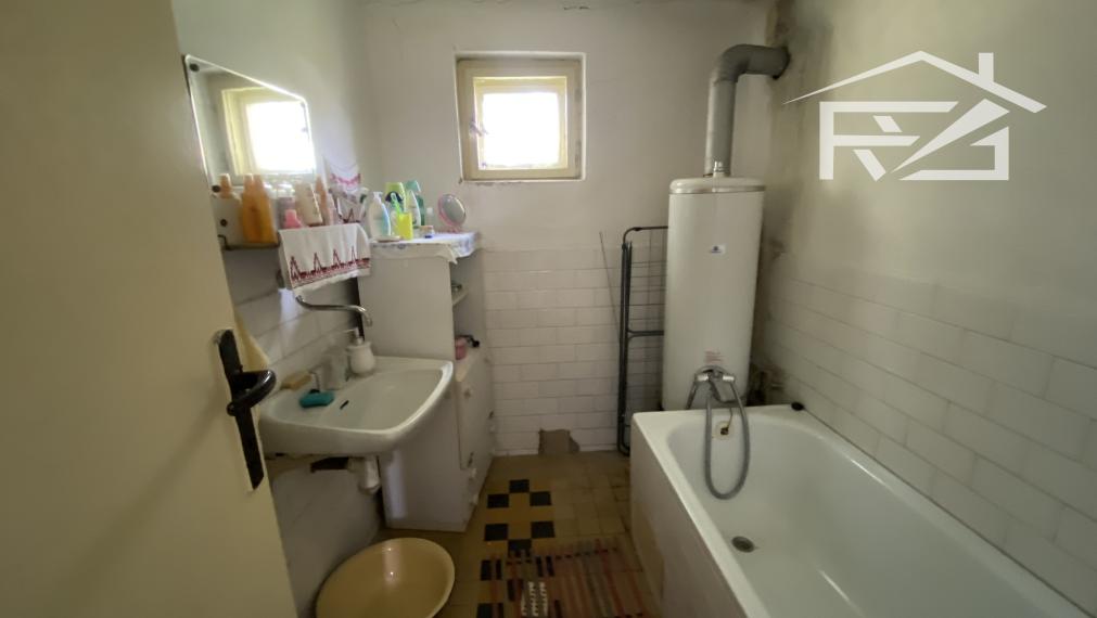 Predaj menší rodinný dom Habura