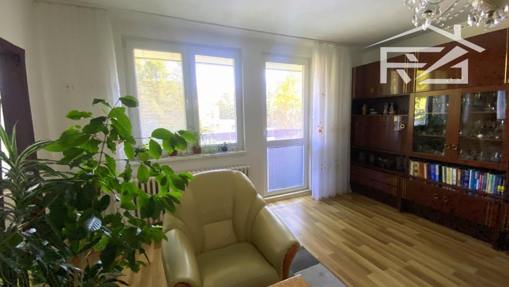 Predaj 4-izbový byt + veľký balkón M-laborce