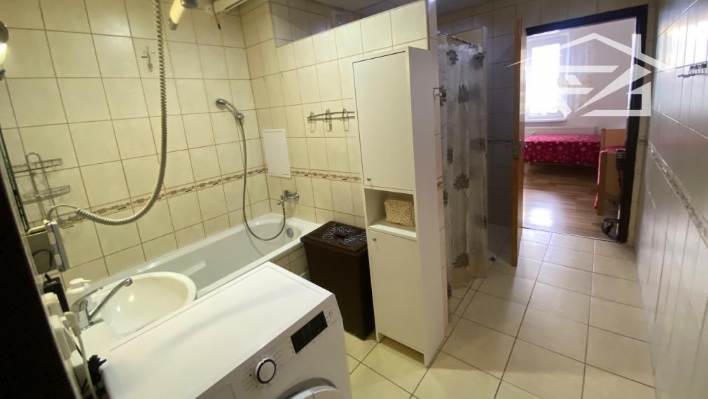 Predaj 4-izbový byt + veľký balkón M-laborce