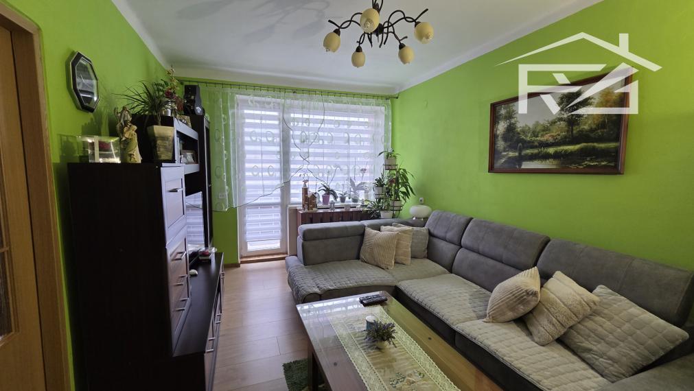 Predaj 3,5-izbový byt + balkón - centrum Medzilaborce