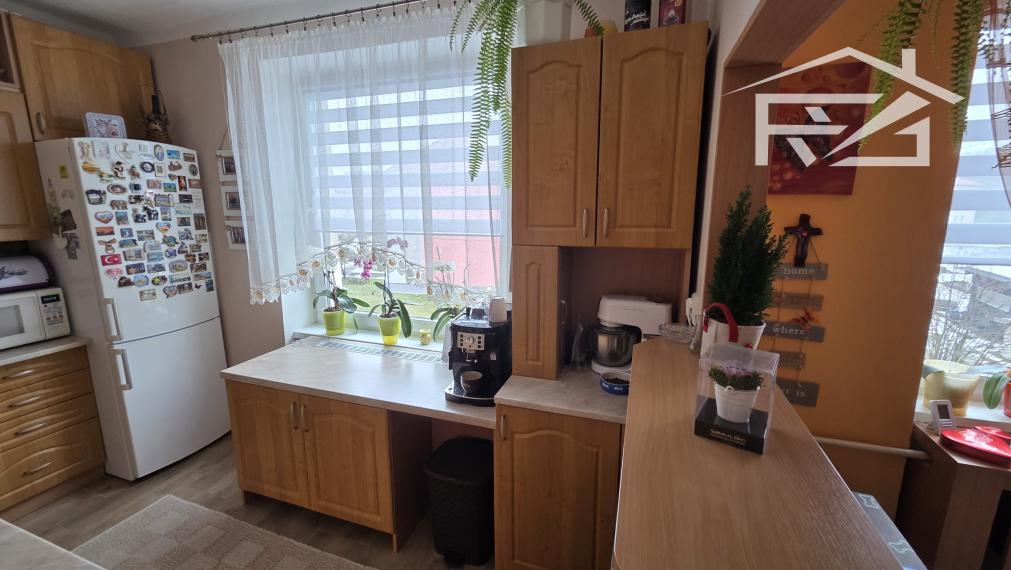 Predaj 3,5-izbový byt + balkón - centrum Medzilaborce