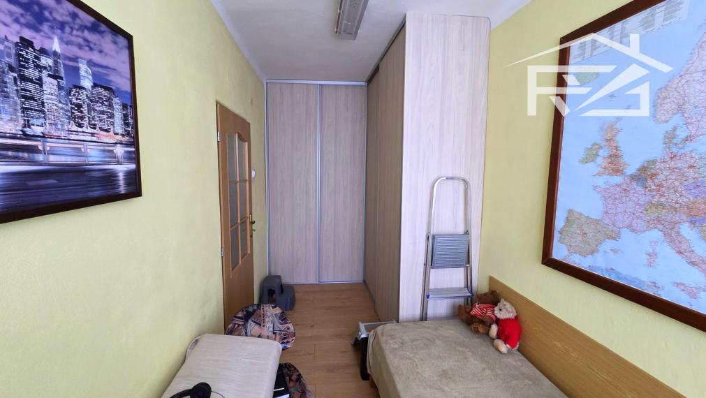 Predaj 3,5-izbový byt + balkón - centrum Medzilaborce