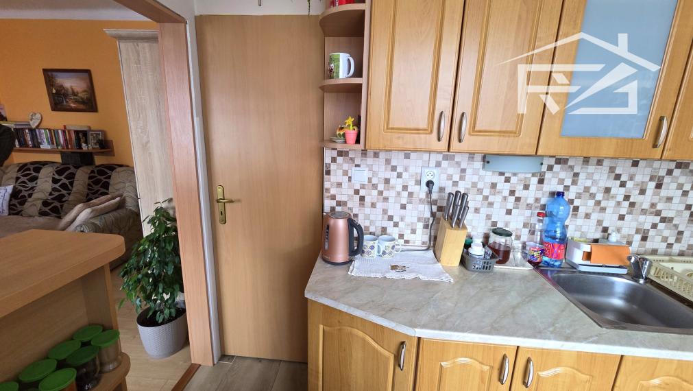 Predaj 3,5-izbový byt + balkón - centrum Medzilaborce