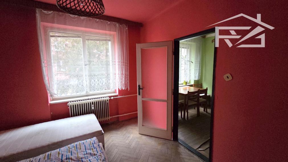 Predaj 2-izbový byt - centrum Medzilaborce