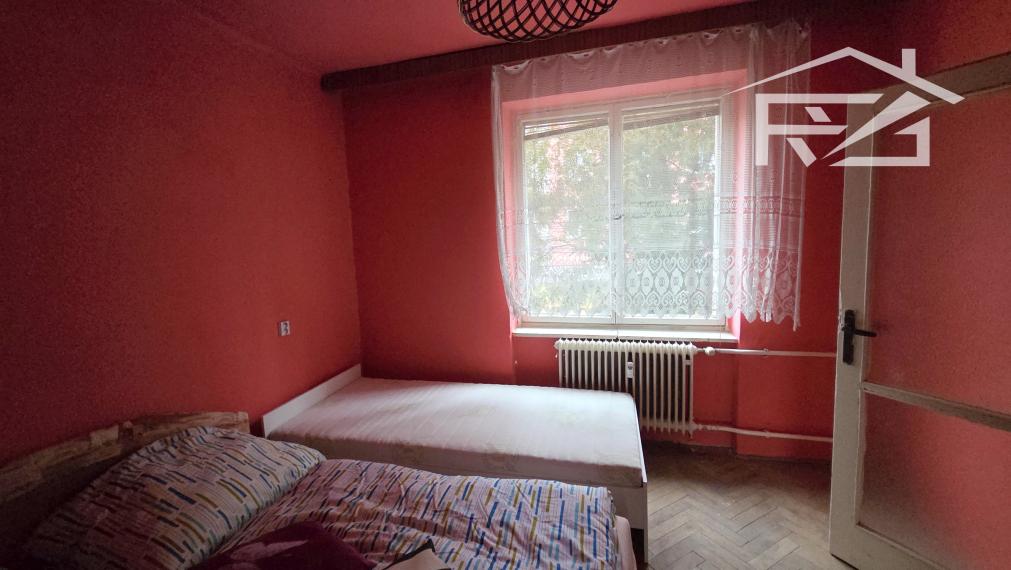 Predaj 2-izbový byt - centrum Medzilaborce