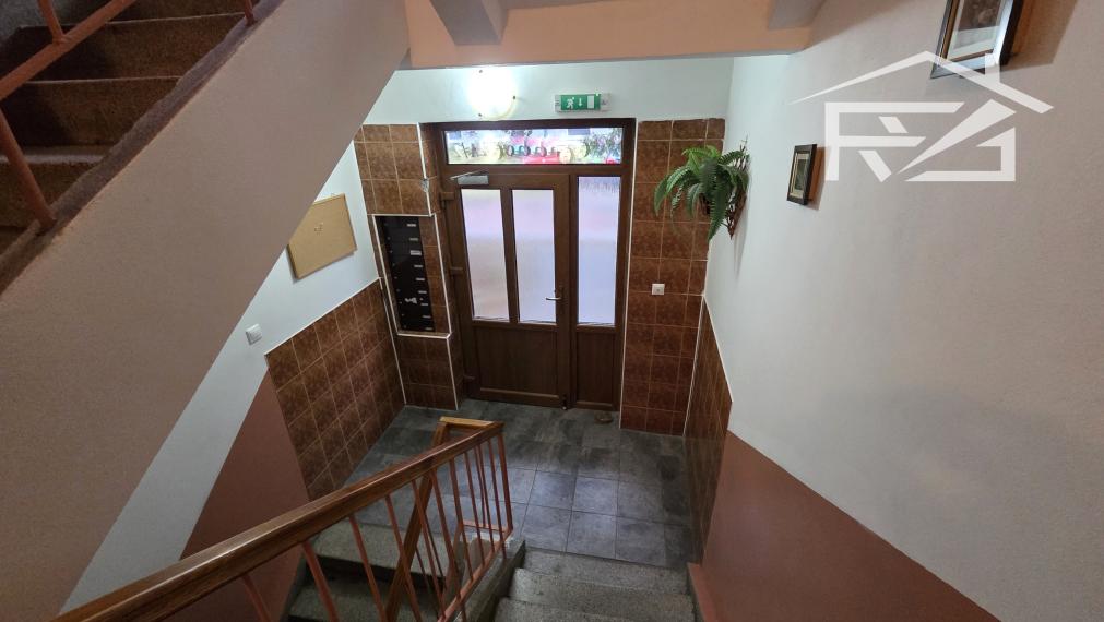 Predaj 2-izbový byt - centrum Medzilaborce