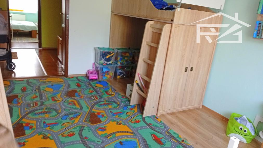 Predaj 3-izbový byt s loggiou, možná dohoda