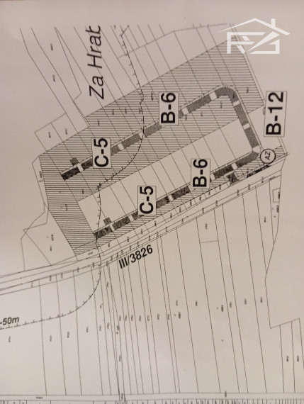 Stavebný pozemok (2 148 m²) doslova na hranici Humenného