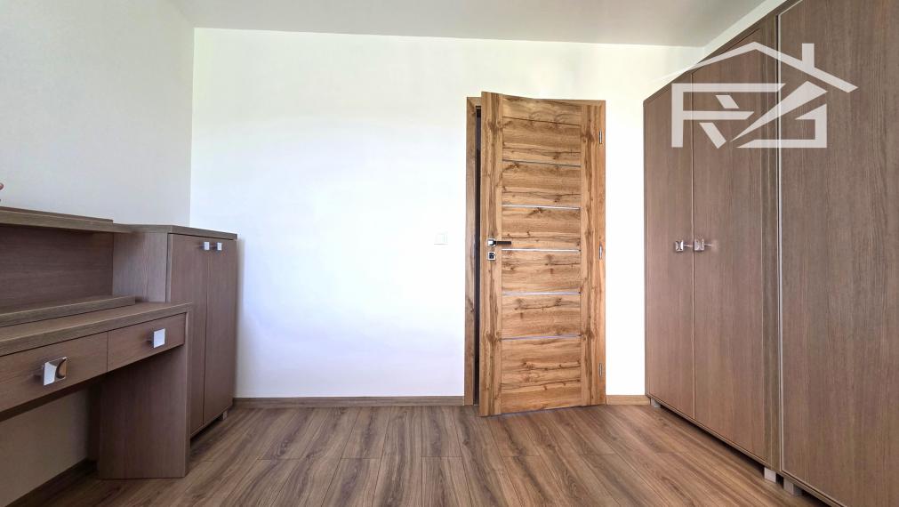 Predaj novo zrekonštruovaný 4-izbový byt + loggia ML
