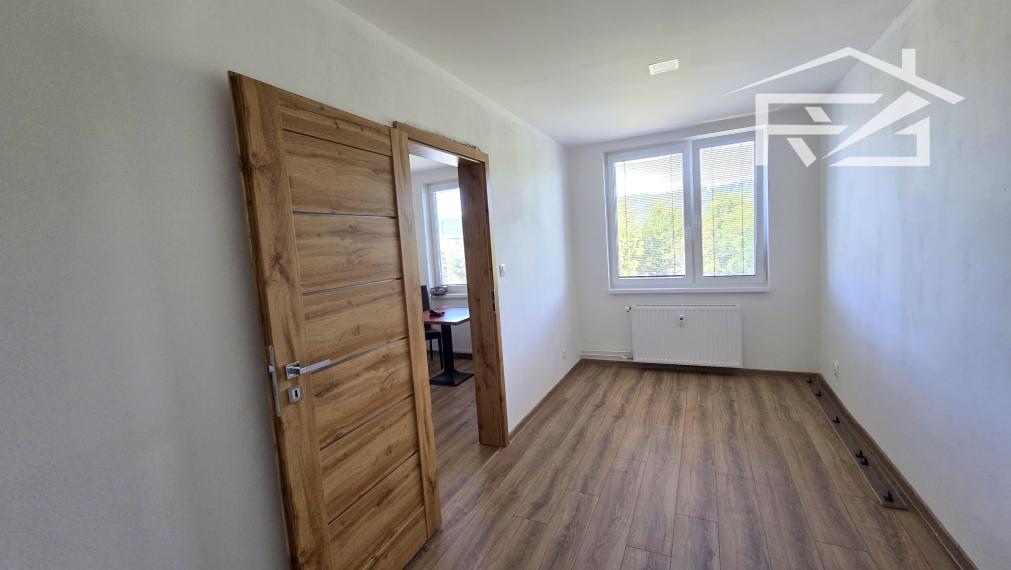 Predaj novo zrekonštruovaný 4-izbový byt + loggia ML