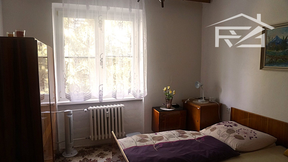 Predaj 2,5-izbový byt + balkón - centrum HE