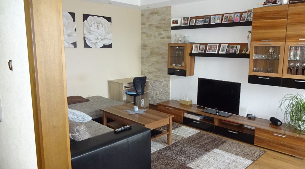 Predaj pekný 3-izbový zrekonštruovaný byt ML