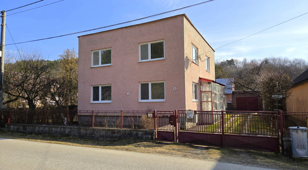 Predaj rodinný dom Medzilaborce, v časti Vydraň