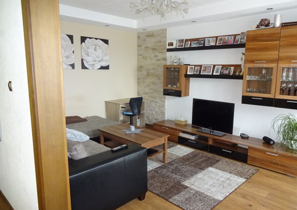 Predaj pekný 3-izbový zrekonštruovaný byt ML