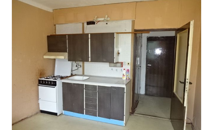 Predaj 1,5-izbový byt Medzilaborce - fotografia 1