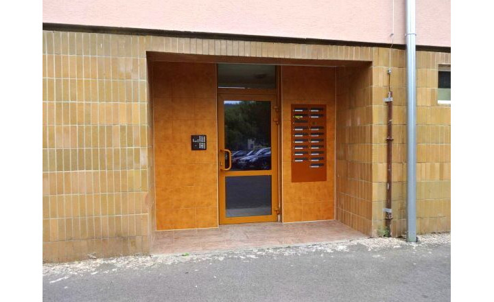 Predaj 1,5-izbový byt Medzilaborce - fotografia 9