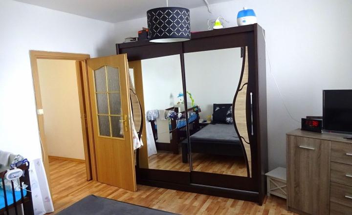 Predaj 3-izbový byt s balkónom - Giraltovce - fotografia 13