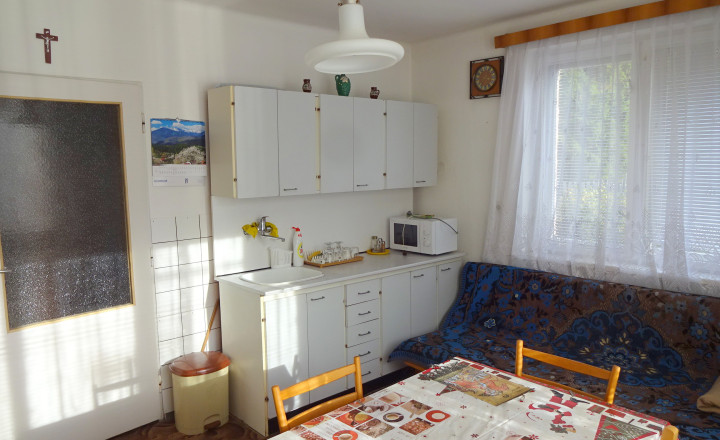 Predaj - dom s garážou - Medzilaborce - fotografia 9