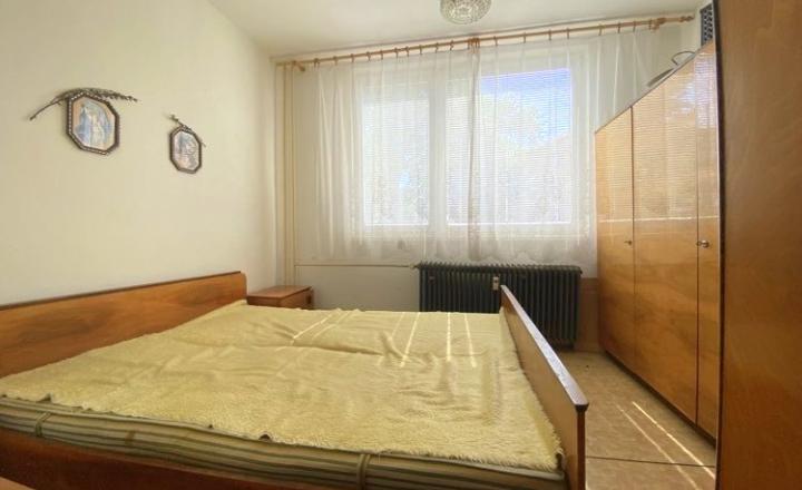 Predaj 3-izbový byt s balkónom Medzilaborce-tichá lokalita - fotografia 15