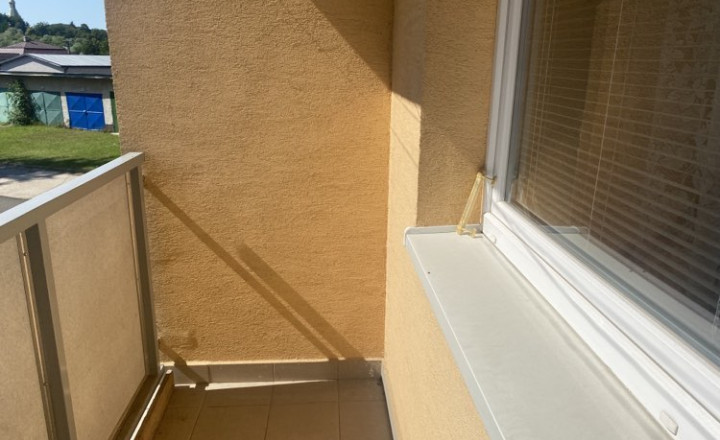 Predaj 3-izbový byt s balkónom Medzilaborce-tichá lokalita - fotografia 12