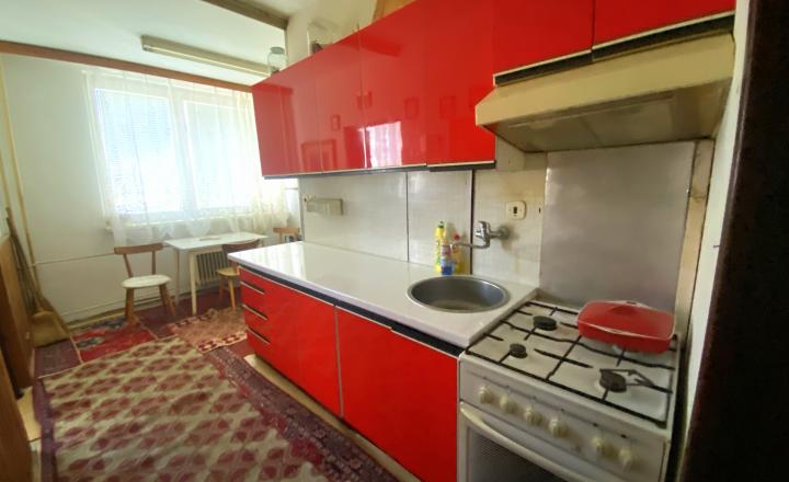 Predaj 3-izbový byt s balkónom Medzilaborce-tichá lokalita - fotografia 2