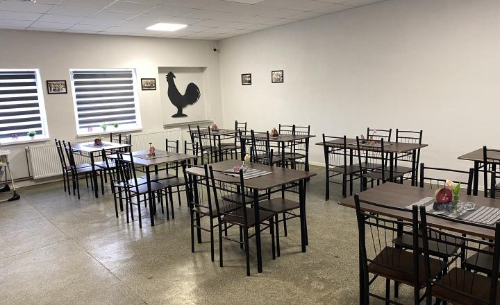 Predaj/Prenájom polyfunkčnej budovy v centre obce Čabalovce - fotografia 8