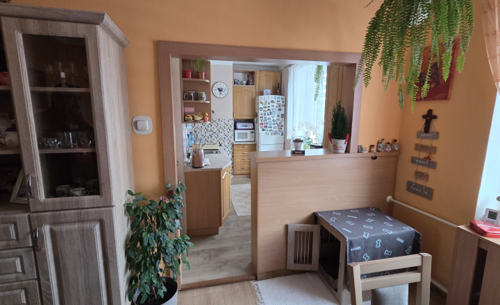 Predaj 3,5-izbový byt + balkón - centrum ML - fotografia 4