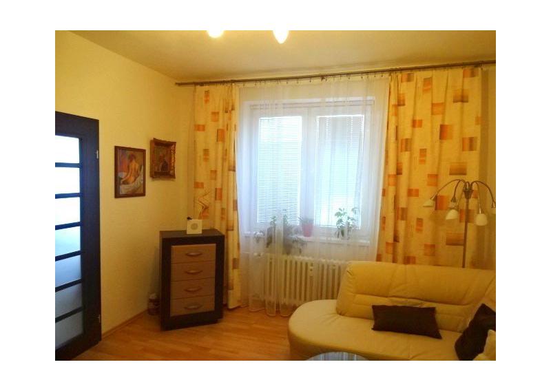 Predaj 2-izbový úsporný byt - centrum mesta ML
